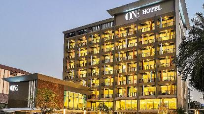 โรงแรมซีวิว